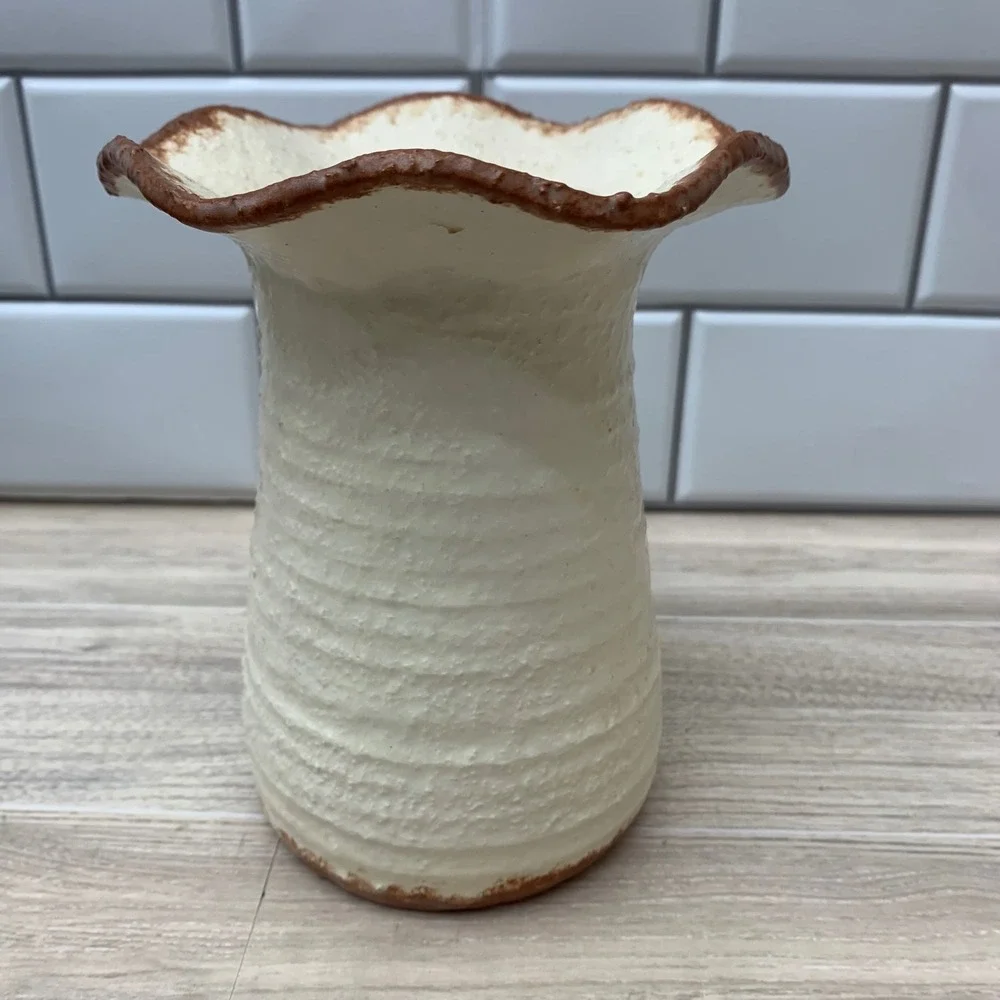 VTG Handmade‎ Ceramic Vase Floral Yellow Design Rustic Country Farmhouse Decor